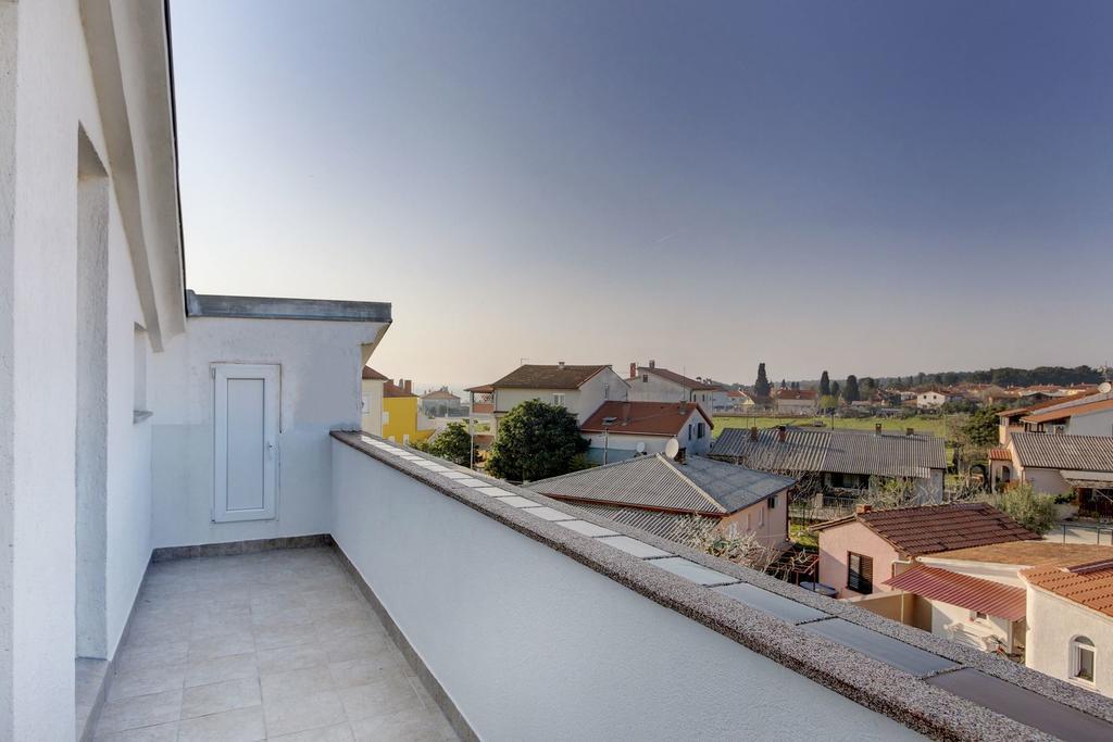Apartments Dragica 1251 Fazana Bagian luar foto