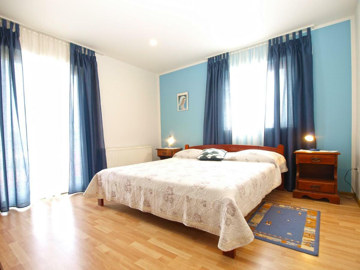 Apartments Dragica 1251 Fazana Bagian luar foto
